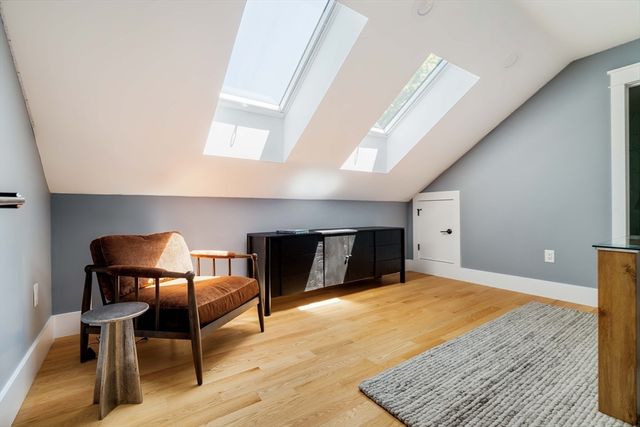 19 Cottage St, Lexington, MA 02420