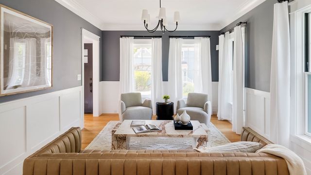 19 Cottage St, Lexington, MA 02420