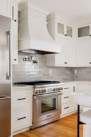 19 Cottage St, Lexington, MA 02420
