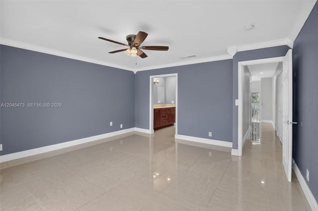 120 SW 96th Terrace 204, Plantation, FL 33324