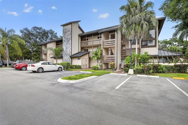 120 SW 96th Terrace 204, Plantation, FL 33324