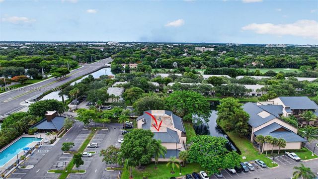 120 SW 96th Terrace 204, Plantation, FL 33324