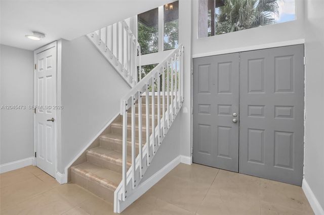 120 SW 96th Terrace 204, Plantation, FL 33324