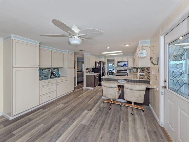 97 LAKEVIEW DRIVE, North Port, FL 34287