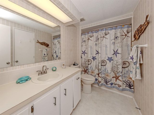 97 LAKEVIEW DRIVE, North Port, FL 34287