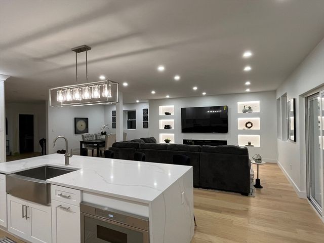 405 Blue Hill Avenue, Milton, MA 02186