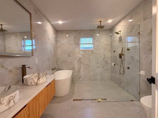 405 Blue Hill Avenue, Milton, MA 02186