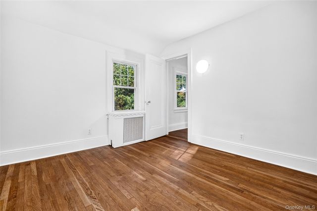 20 Prescott Avenue, White Plains, NY 10606