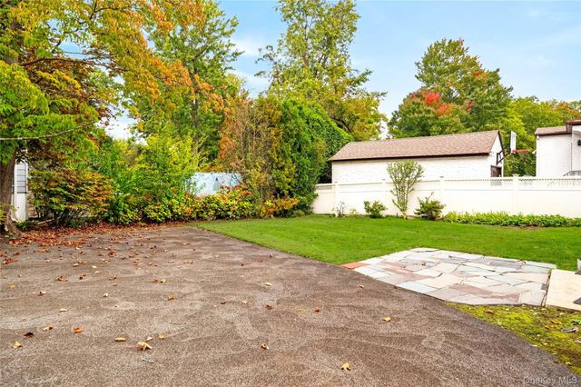 20 Prescott Avenue, White Plains, NY 10606