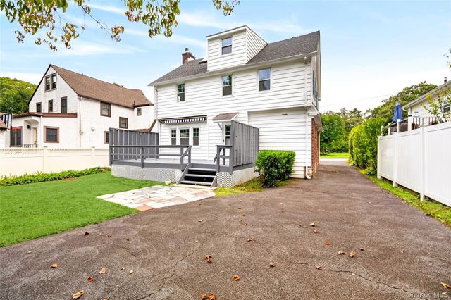 20 Prescott Avenue, White Plains, NY 10606