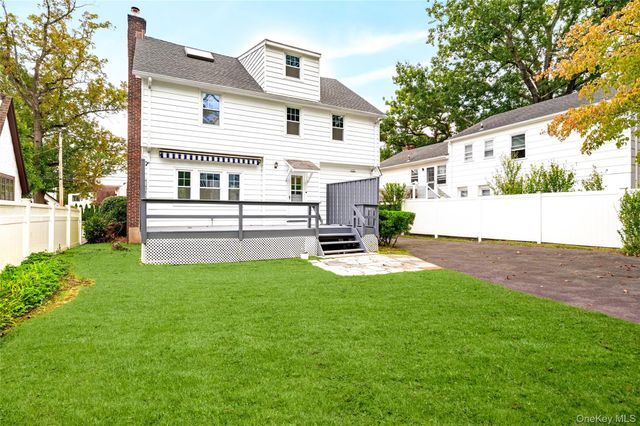 20 Prescott Avenue, White Plains, NY 10606