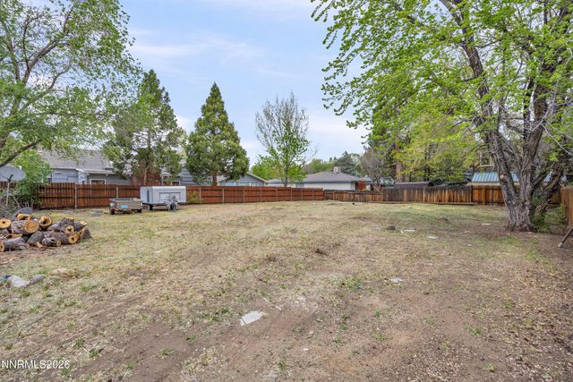 1208 Charles Drive, Reno, NV 89509