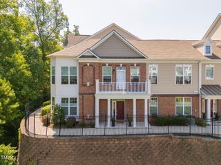10310 Sablewood Drive 111, Raleigh, NC 27617
