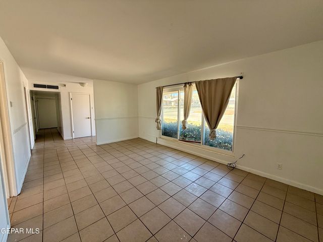 2900 POLK Avenue, El Paso, TX 79930