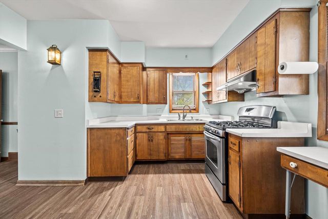 6612 30th AVENUE, Kenosha, WI 53142