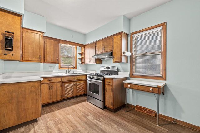 6612 30th AVENUE, Kenosha, WI 53142