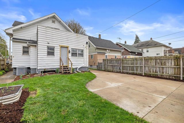 6612 30th AVENUE, Kenosha, WI 53142
