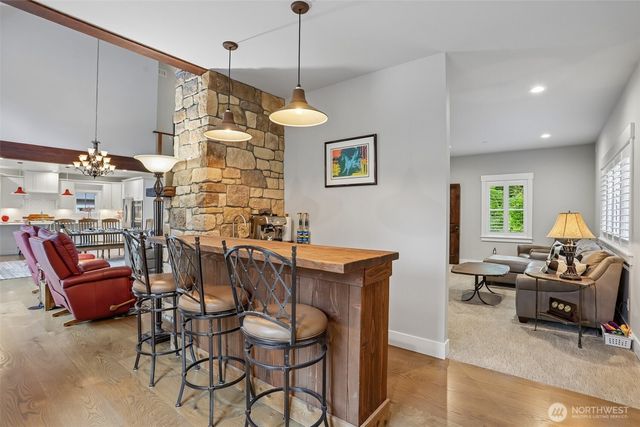24827 NE 80th Street, Redmond, WA 98053