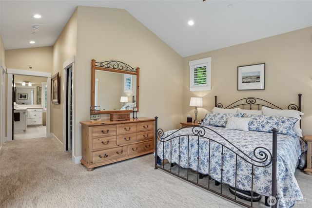 24827 NE 80th Street, Redmond, WA 98053