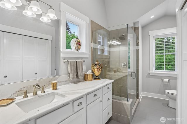 24827 NE 80th Street, Redmond, WA 98053