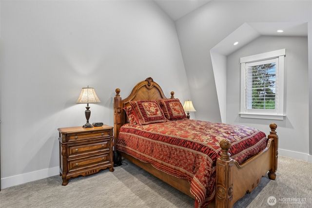 24827 NE 80th Street, Redmond, WA 98053