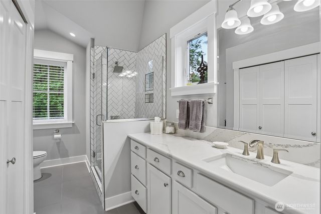24827 NE 80th Street, Redmond, WA 98053