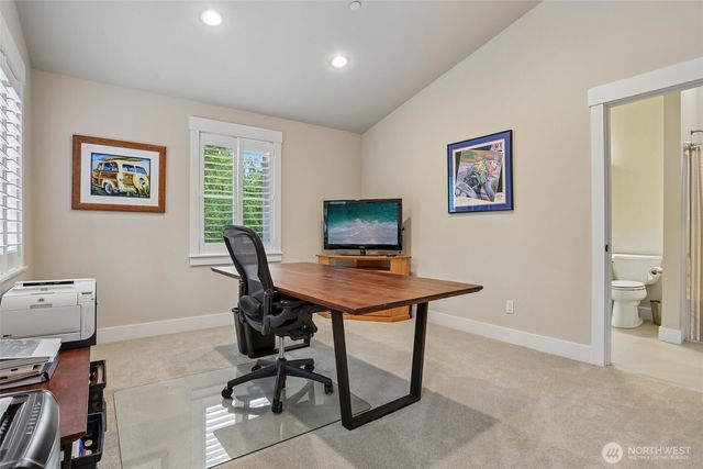24827 NE 80th Street, Redmond, WA 98053