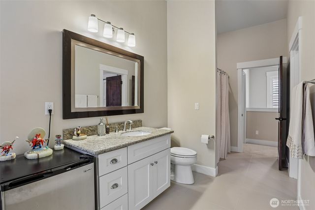 24827 NE 80th Street, Redmond, WA 98053