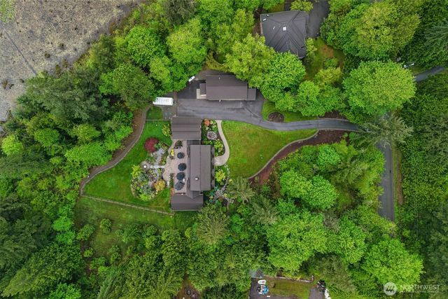 24827 NE 80th Street, Redmond, WA 98053