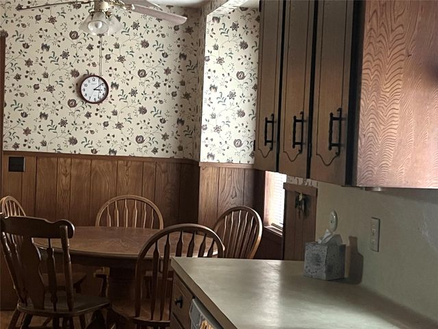 270 Bode Street, El Campo, TX 77437