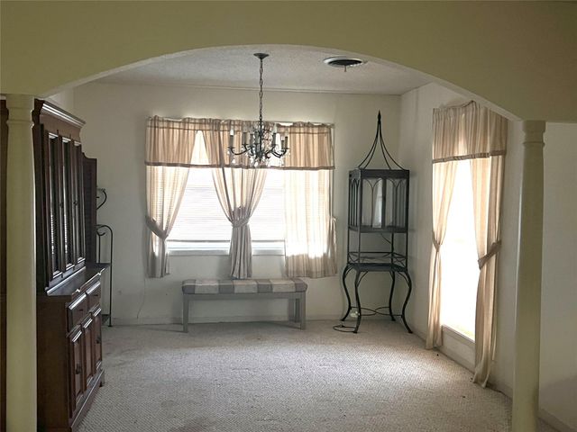 270 Bode Street, El Campo, TX 77437