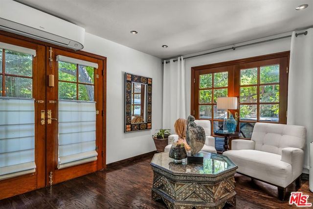 805 Malibu Meadows Drive, Calabasas, CA 91302