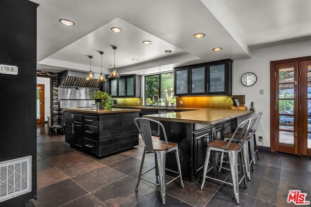 805 Malibu Meadows Drive, Calabasas, CA 91302