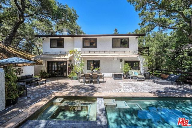 805 Malibu Meadows Drive, Calabasas, CA 91302