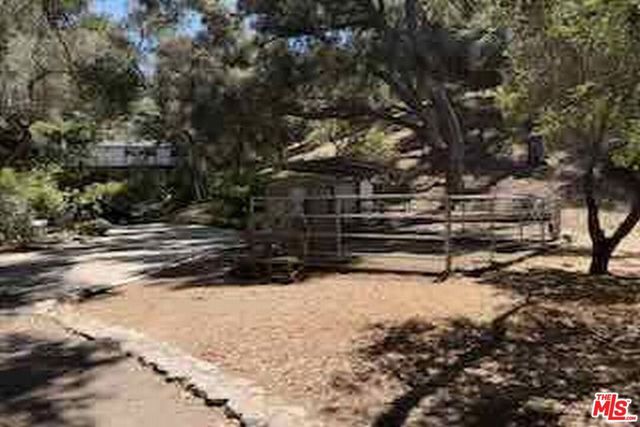 805 Malibu Meadows Drive, Calabasas, CA 91302