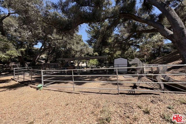 805 Malibu Meadows Drive, Calabasas, CA 91302