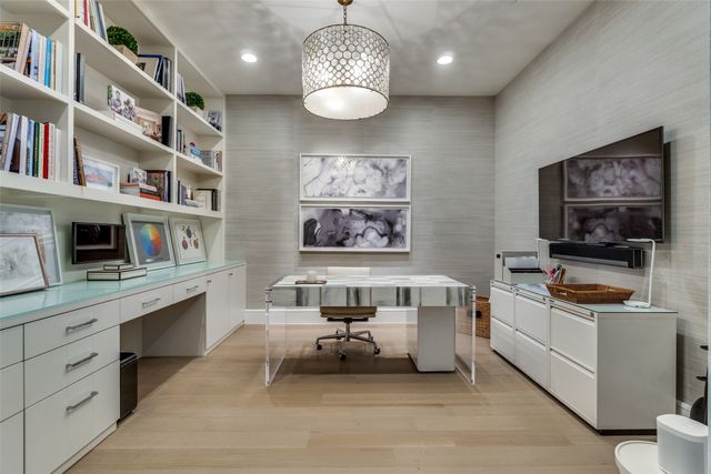 4502 Abbott Avenue 212, Highland Park, TX 75205