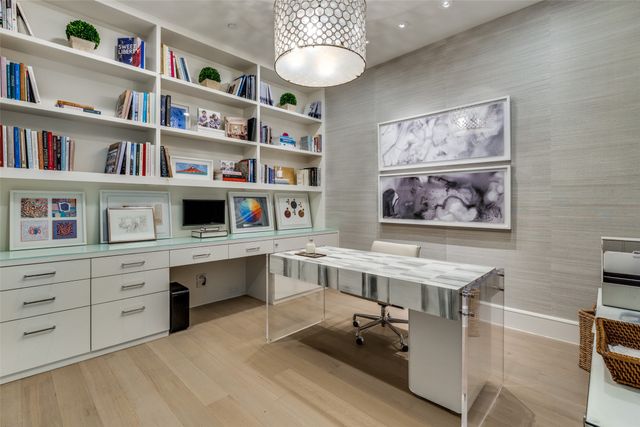 4502 Abbott Avenue 212, Highland Park, TX 75205