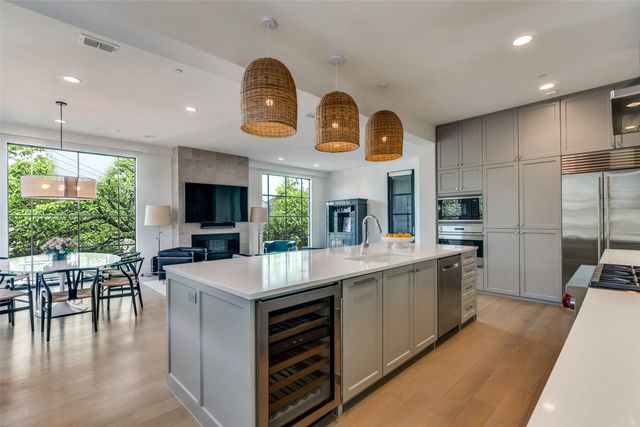 4502 Abbott Avenue 212, Highland Park, TX 75205