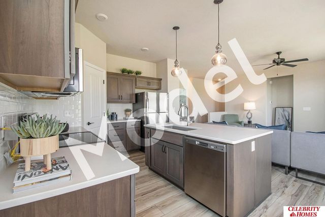 8006 N 113 Street, Omaha, NE 68142