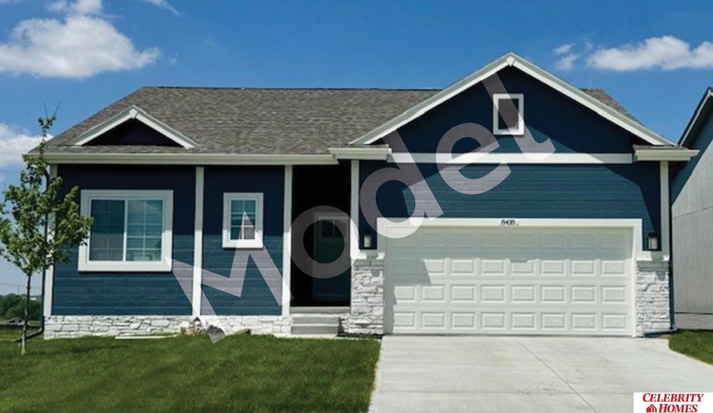 8006 N 113 Street, Omaha, NE 68142