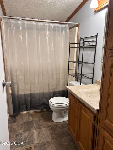 7649 Co Rd 303, Carl Junction, MO 64834