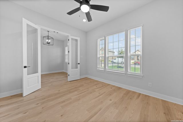 159 AZALEA ALY, Castroville, TX 78009
