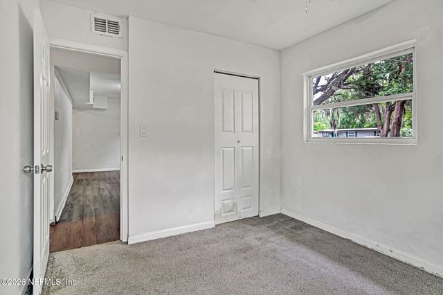 1830 BROOKVIEW Drive S, Jacksonville, FL 32246