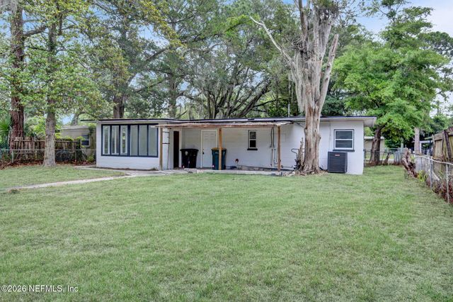 1830 BROOKVIEW Drive S, Jacksonville, FL 32246