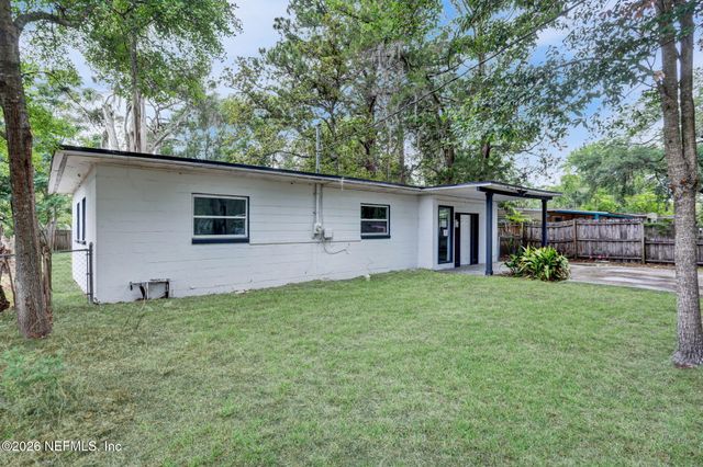 1830 BROOKVIEW Drive S, Jacksonville, FL 32246