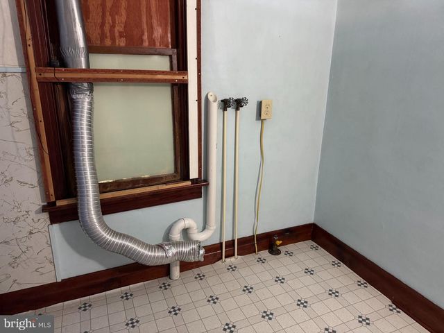 832 BALTIMORE ST, Hanover, PA 17331