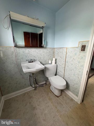 832 BALTIMORE ST, Hanover, PA 17331