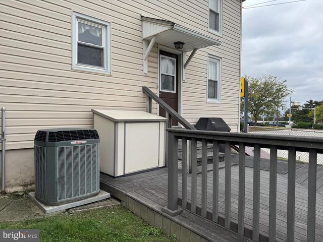 832 BALTIMORE ST, Hanover, PA 17331