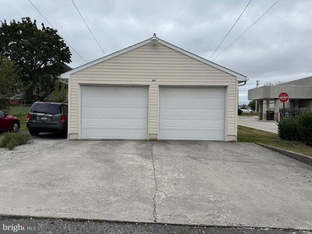 832 BALTIMORE ST, Hanover, PA 17331